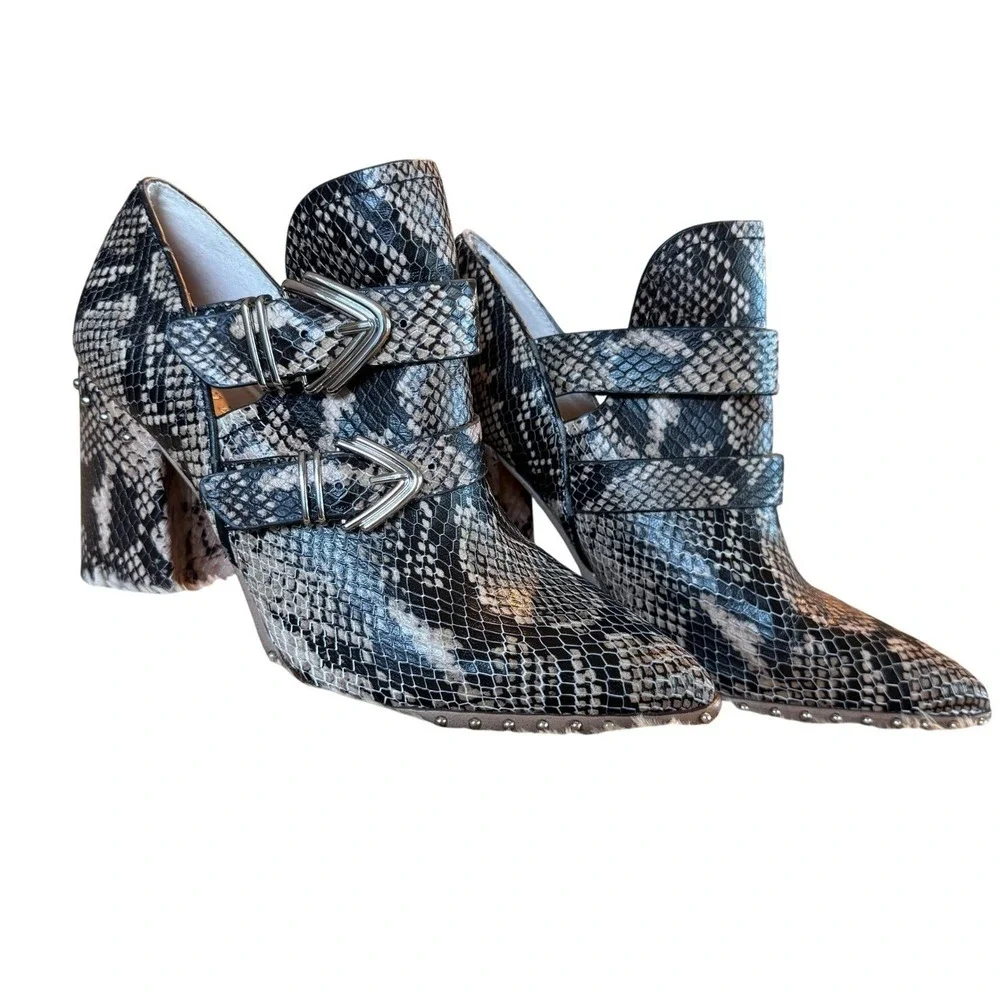 SOLD - Picture 4 of 12